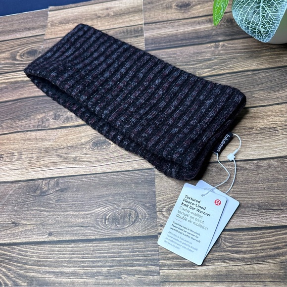 Lululemon Textured Fleece Lined Knit Ear Warmer NWT ONE SIZE (C8DH/BLK) - Picture 2 of 9